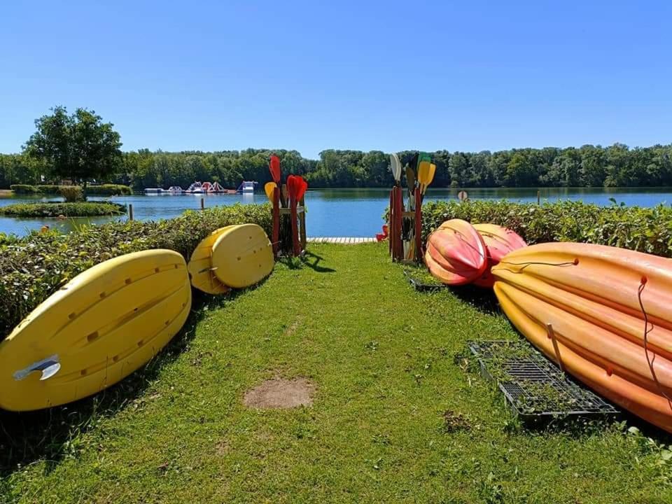 Vila Les Fontaines Laives Exteriér fotografie