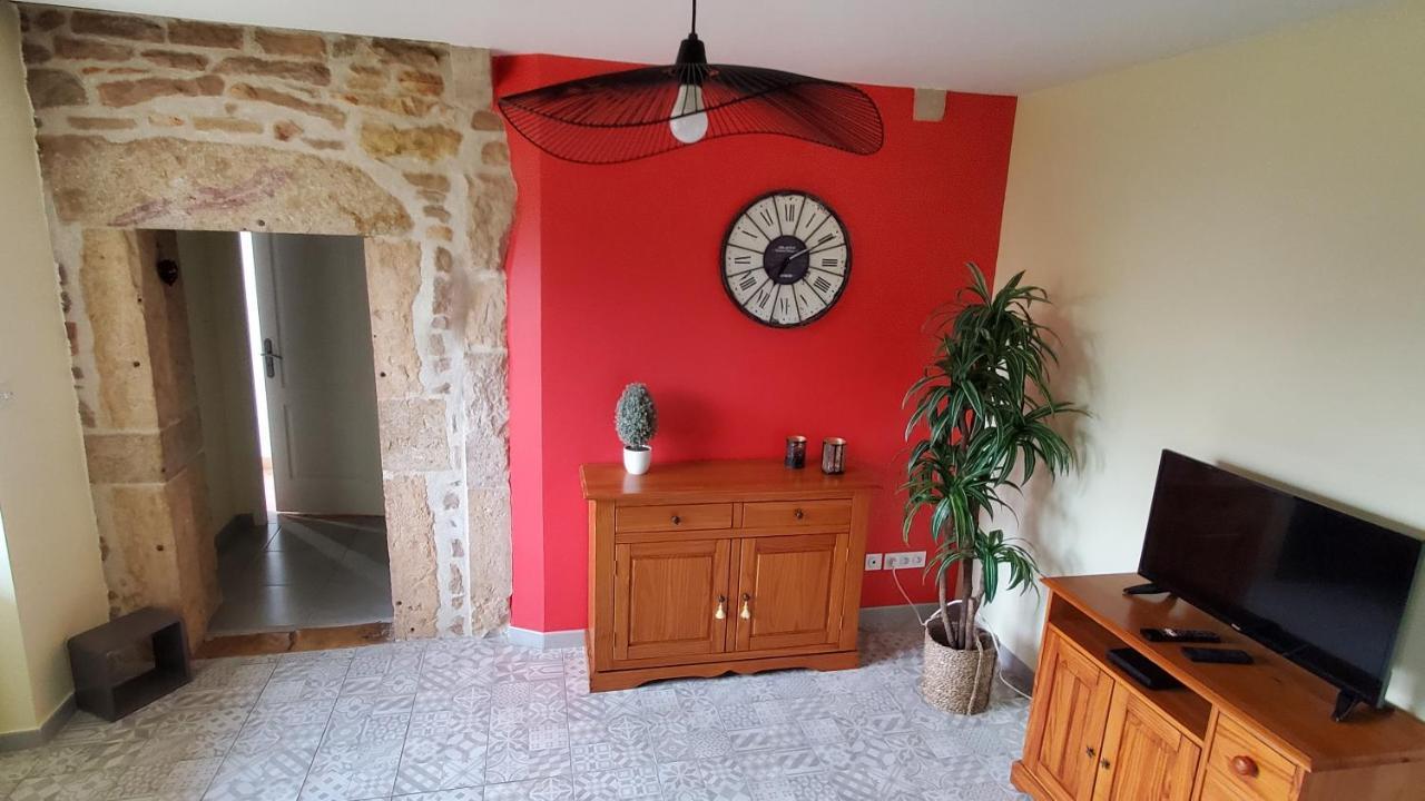 Vila Les Fontaines Laives Exteriér fotografie